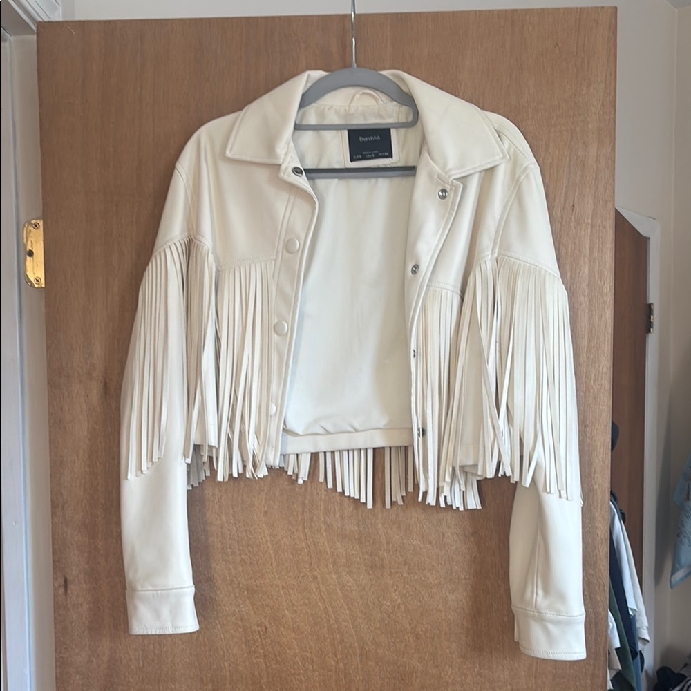 Women's White Bershka Cropped Fringe Jacket